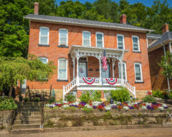 407-409 South Bench Street